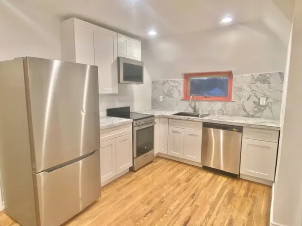 804 Main St #303, Stroudsburg, PA 18360