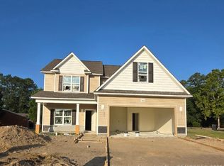 4304 Kirkhill Ct, Wade, NC 28395