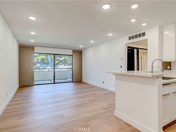 4260 Via Arbolada Unit 208, Los Angeles, CA 90042