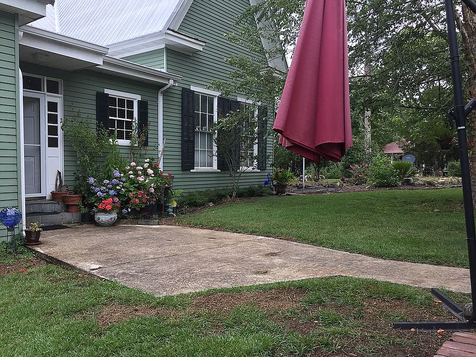 Kitchen entry