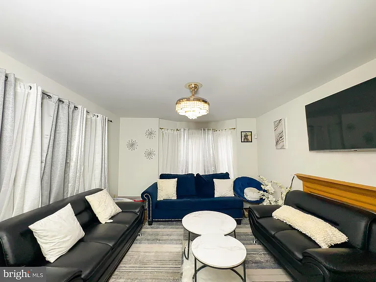 13560 Lord Sterling Pl #9-4 — Photo 9