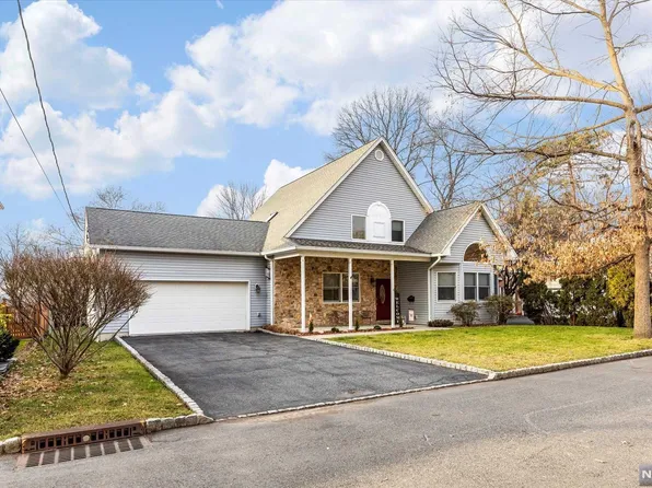 4 Roadway, Bogota, NJ 07603