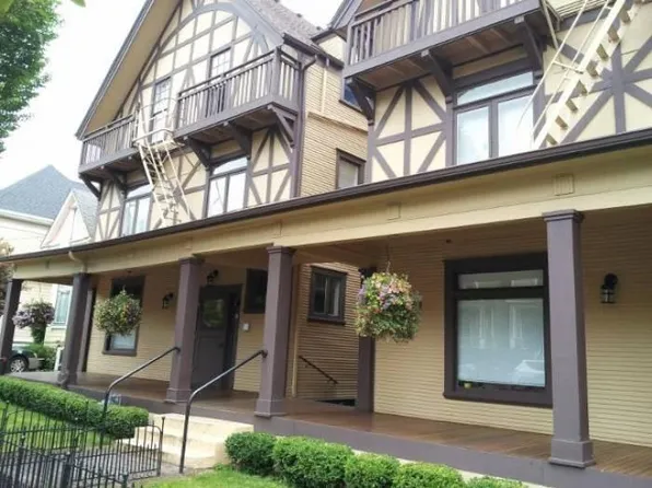 2241 NW Hoyt St APT 109, Portland, OR 97210