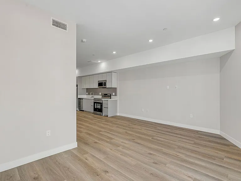 825 Coronado-Building — Photo 116