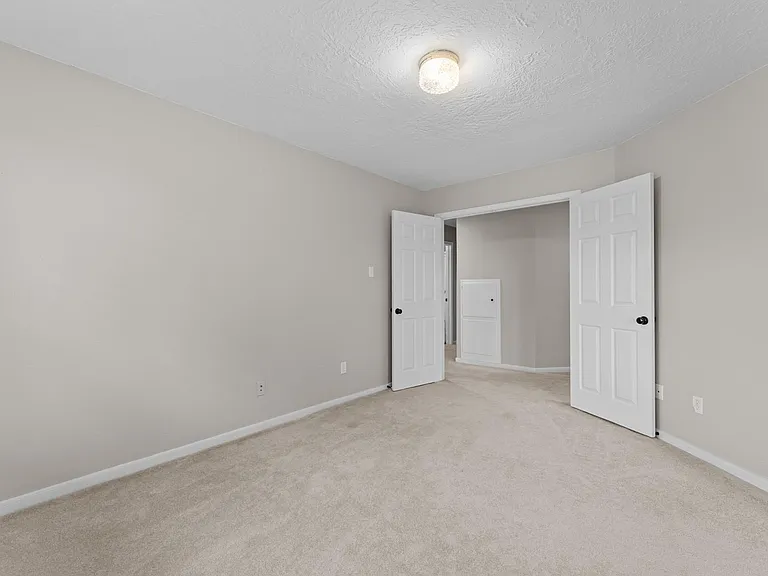 1602 Seminole St — Photo 23