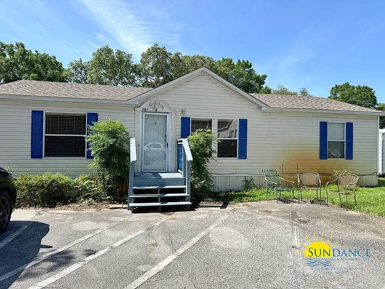 208 Casper Dr #4 — Photo 1