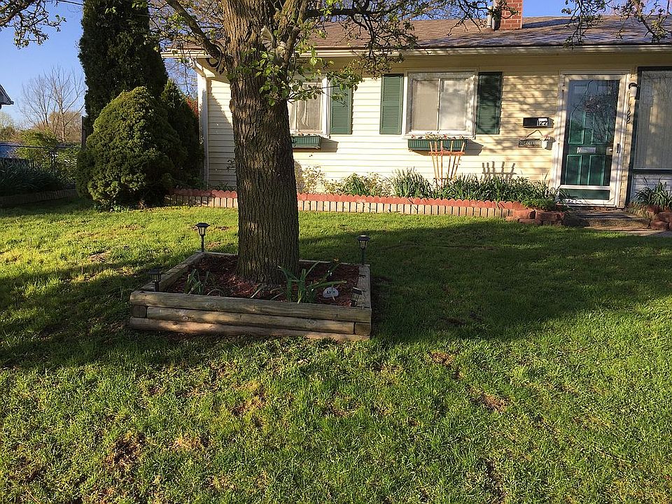 1st image of 122 Westfield Dr