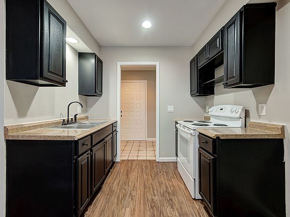 5th image of 3837 Southwind Ct