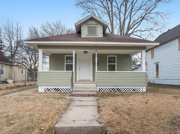 1703 Marine St, South Bend, IN 46613
