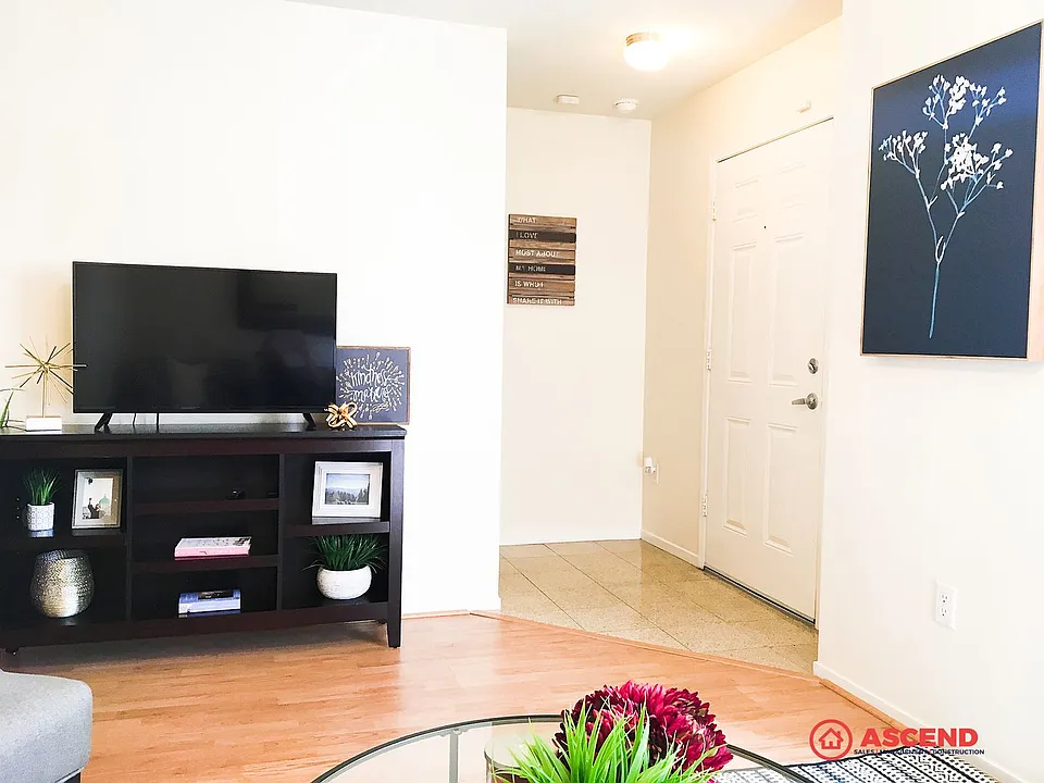 600 Hosking Ave #49