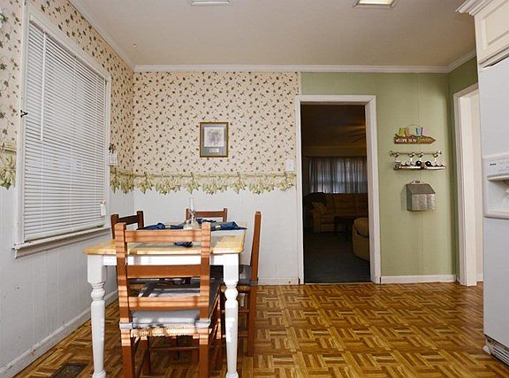 4th image of 623 Cantrell Dr