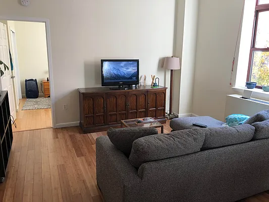 Rented by Compass | media 5