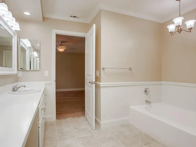 2634 Luciernaga St — Photo 25