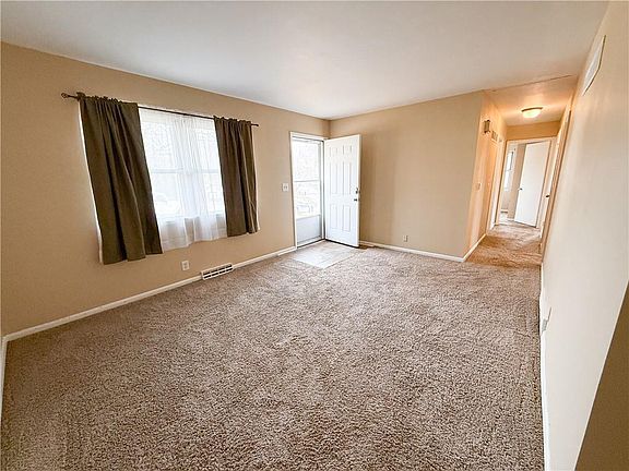 5th image of 10708 Indiana Ave