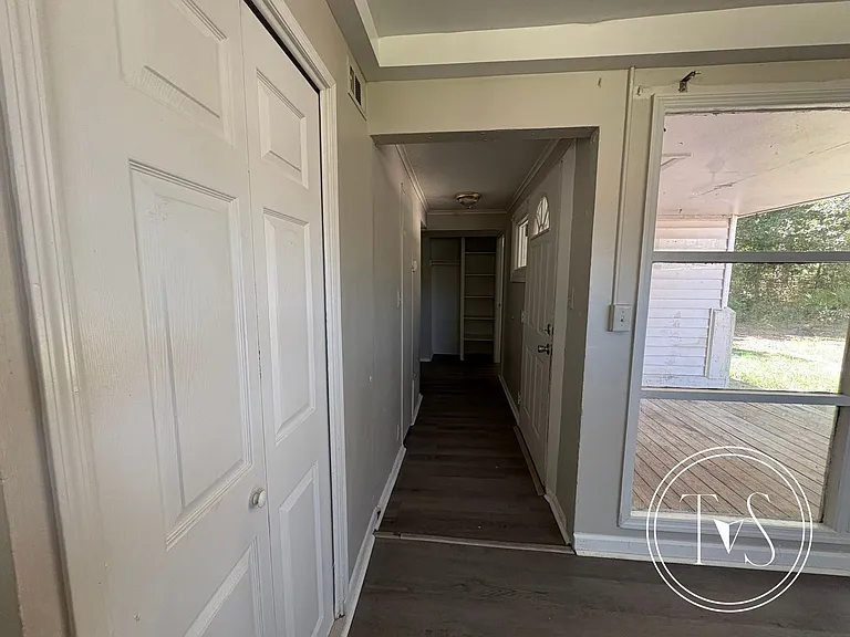 524 Arnall Dr — Photo 7
