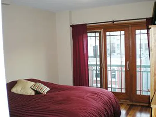 Rented by Douglas Elliman | media 24