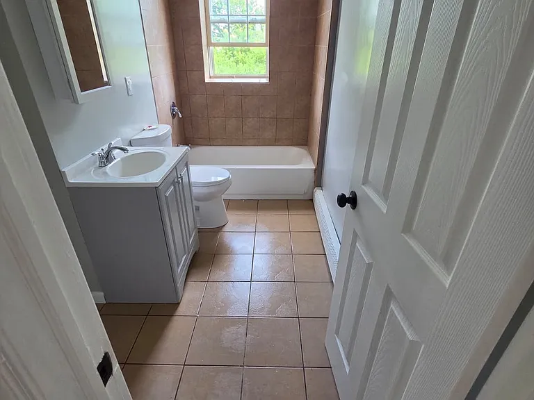 634 Martin Luther King Blvd #31 — Photo 4