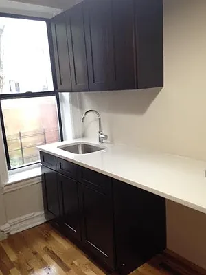 Rented by Empire Valley | media 13