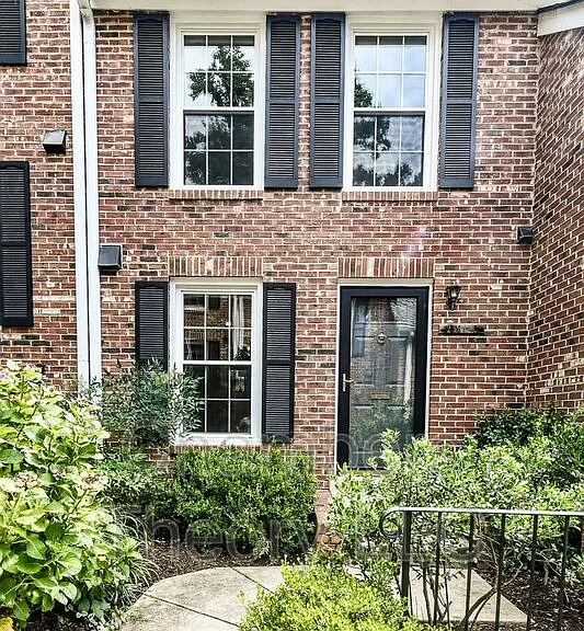 2534 S Walter Reed Dr #3 — Photo 2