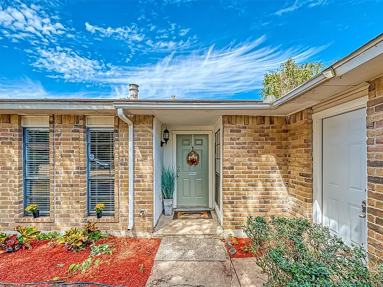 17414 N Yorkglen Dr — Photo 1
