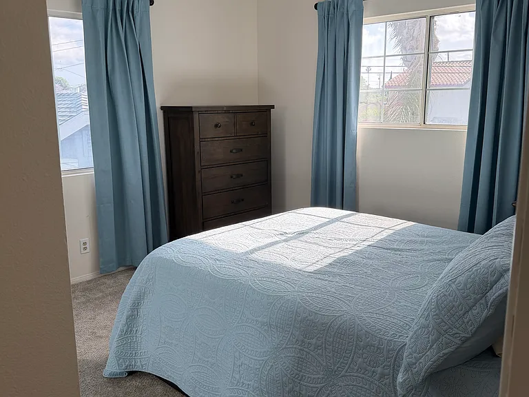 14902 Eastwood Ave — Photo 22