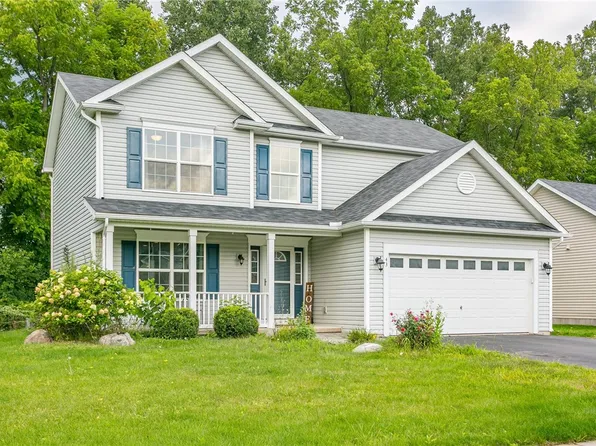 43 Southend Sq, West Henrietta, NY 14586