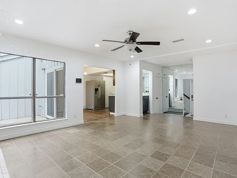 8112 Scottshill — Photo 5