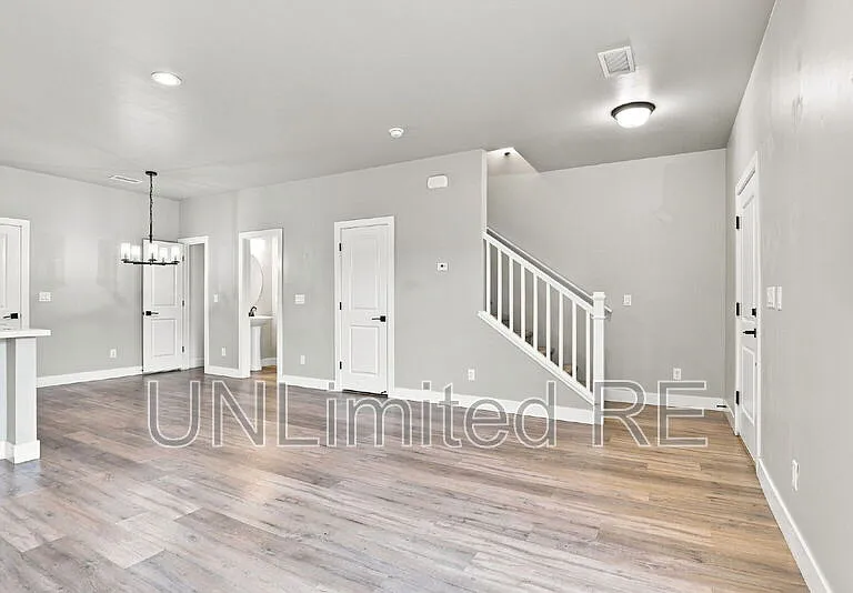 12249 Curtis Ct — Photo 8
