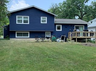 419 W Park Ave, Round Lake, IL