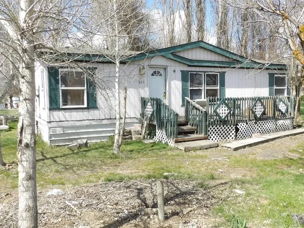 201 N Wilbur Road, Lind, WA 99341