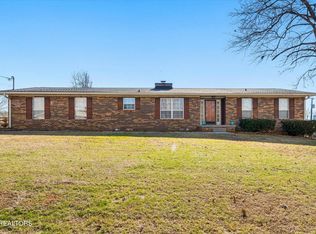 1307 Highland Park Dr, Seymour, TN 37865