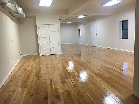 2nd image of 12 Hedden Pl