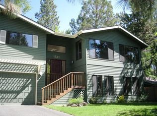 1532 NW West Hills Ave, Bend, OR 97703