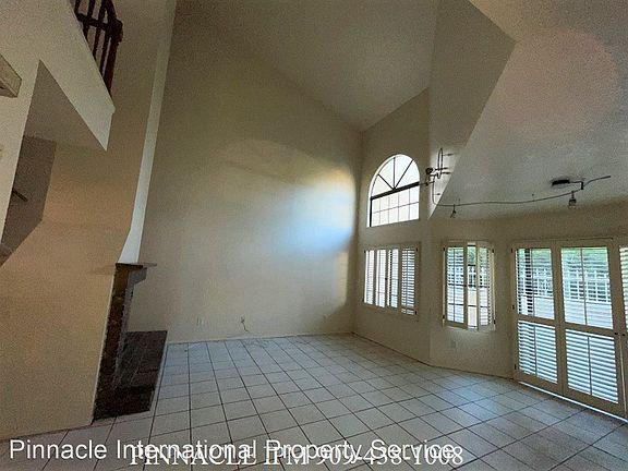 5th image of 3651 Agate Way