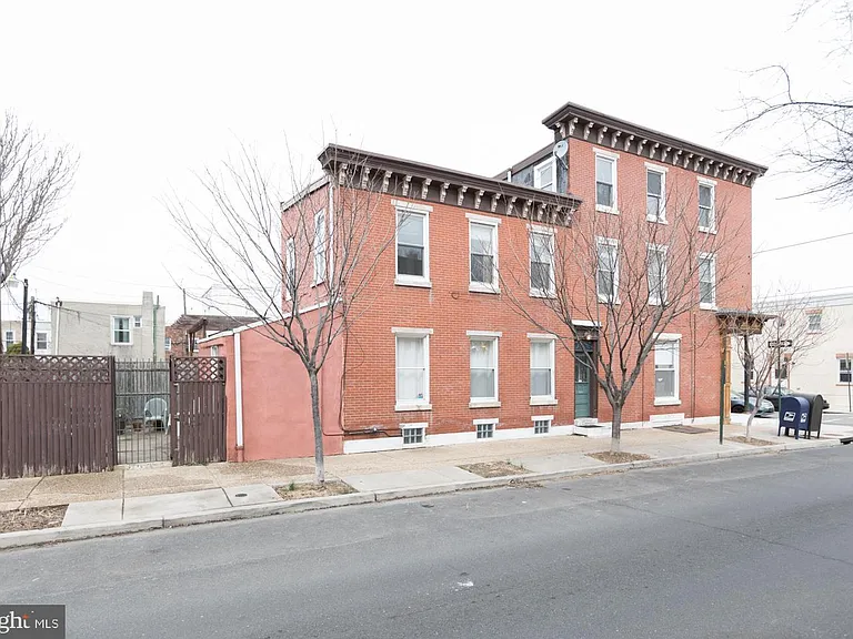2434 E Dauphin St #3F — Photo 16