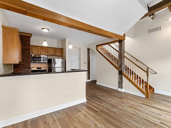 2nd image of 111 Pine St #2F
