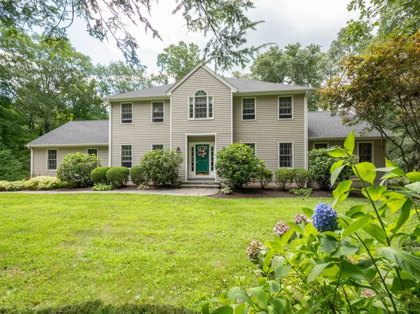42 Judith Drive, Danbury, CT 06811