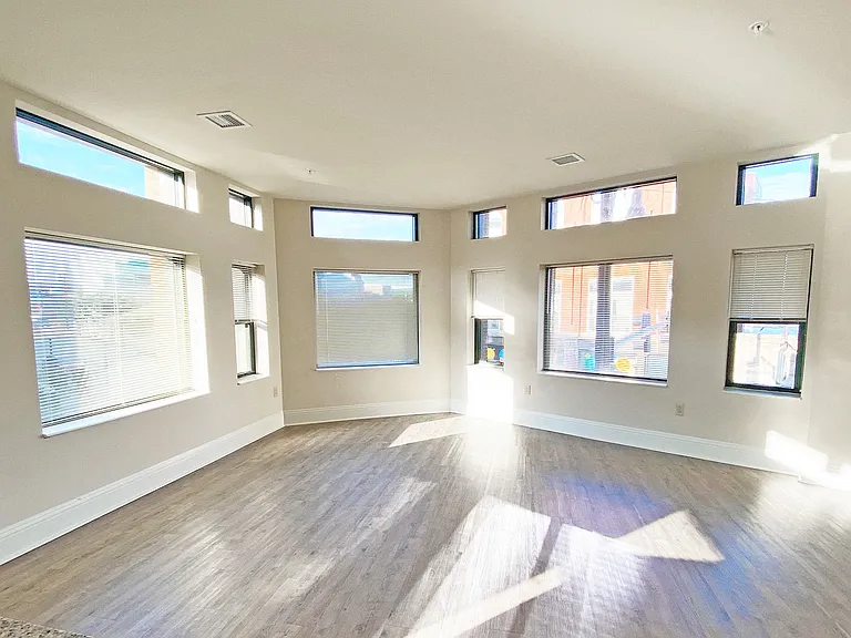 Wallace 1 Bedroom Apartment