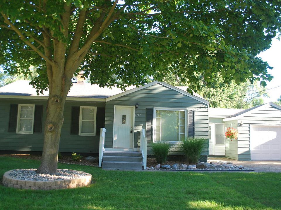 1st image of 1347 Aberdeen St NE