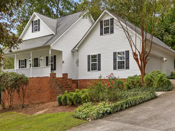 3023 Highland Cir, Rocky Face, GA 30740