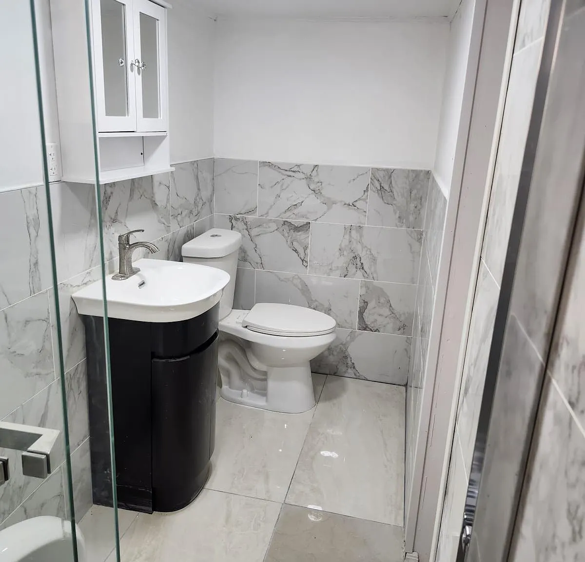 1 bed, 1100 sqft, $1,700 — Photo 3