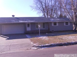 300 Ridge Rd, Le Sueur, MN 56058