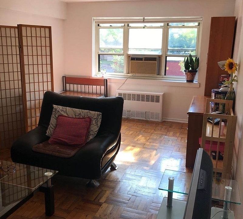 1st image of 29-30 138th St APT 1D