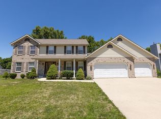 326 Fairwood Hills Rd, O Fallon, IL 62269