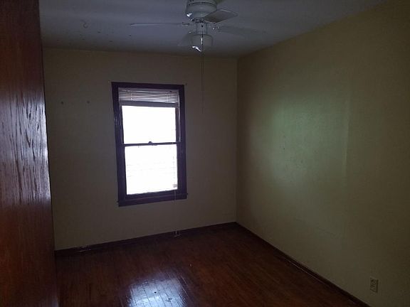 4th image of 1629 Harriett Dr