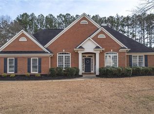 125 Roxbrough Ln, Fayetteville, GA 30215