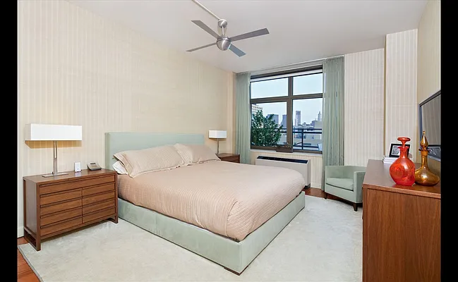 Sold by Douglas Elliman | media 14