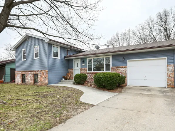 5124 Schubert St, Ames, IA 50014