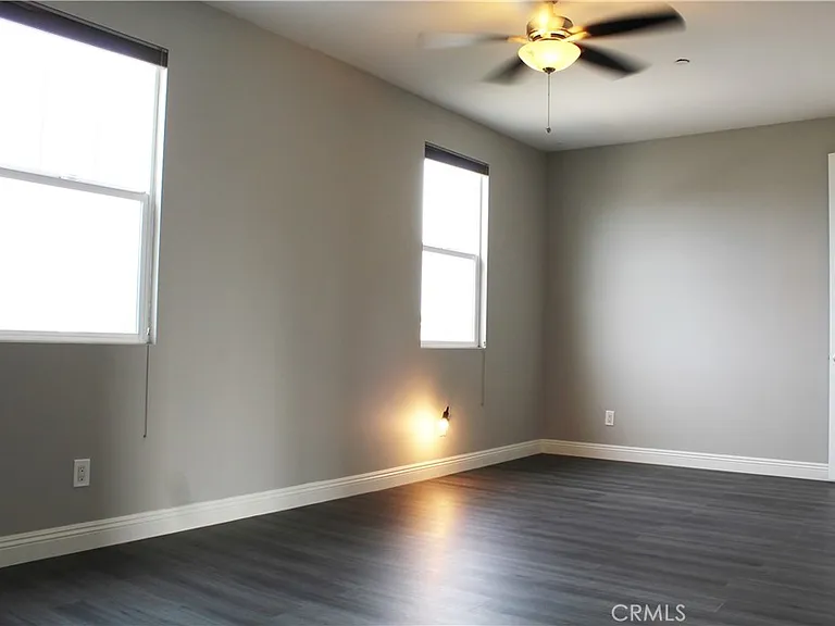 155 Flower St #A — Photo 10