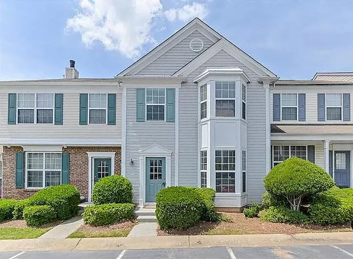 1064 Prestwyck Ct — Photo 1